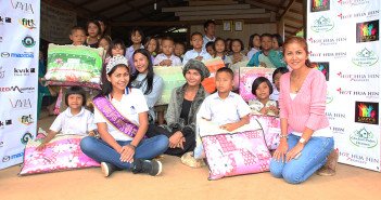 Miss Hua Hin C.D.L. brings warmth to children in need